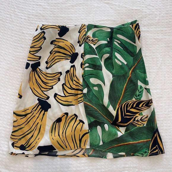 Farm Rio Amazonia wrap front banana print skirt - Picture 4 of 5